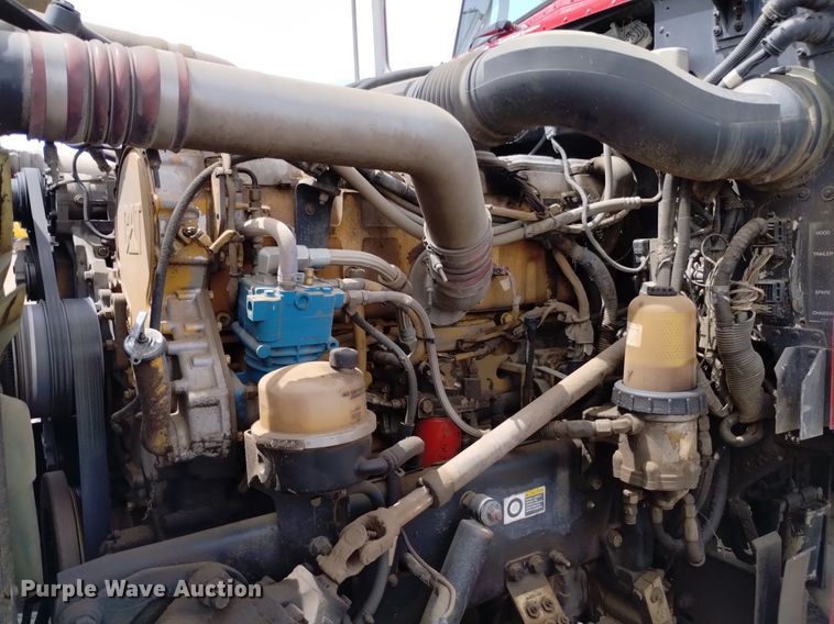 image for item DQ6119 2006 Peterbilt  379 semi truck