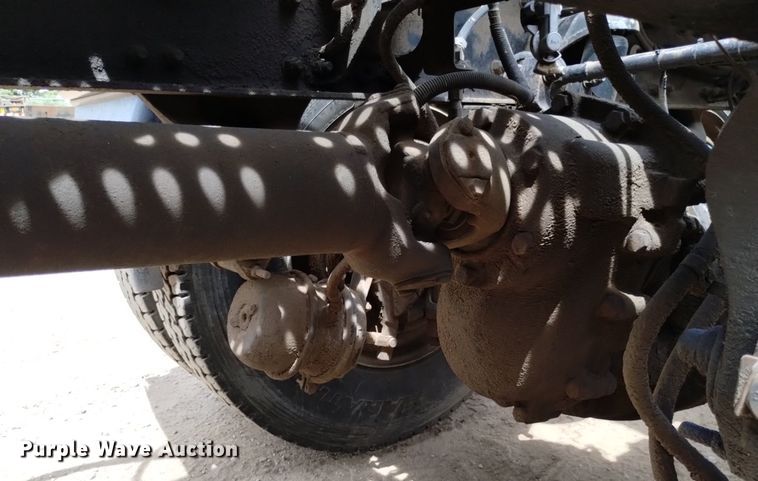 image for item DQ6119 2006 Peterbilt  379 semi truck