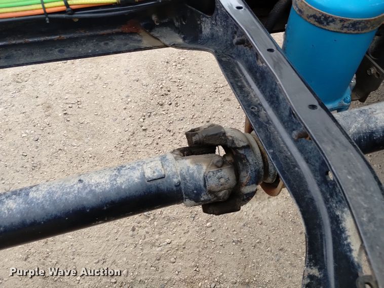 image for item DQ6138 2013 International  7400 WorkStar truck cab and chassis