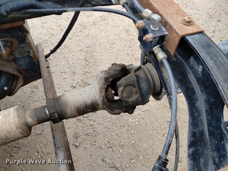 image for item DQ6138 2013 International  7400 WorkStar truck cab and chassis