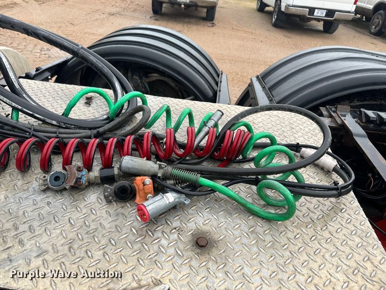 image for item DQ6780 2008 Mack CHU Gold semi truck