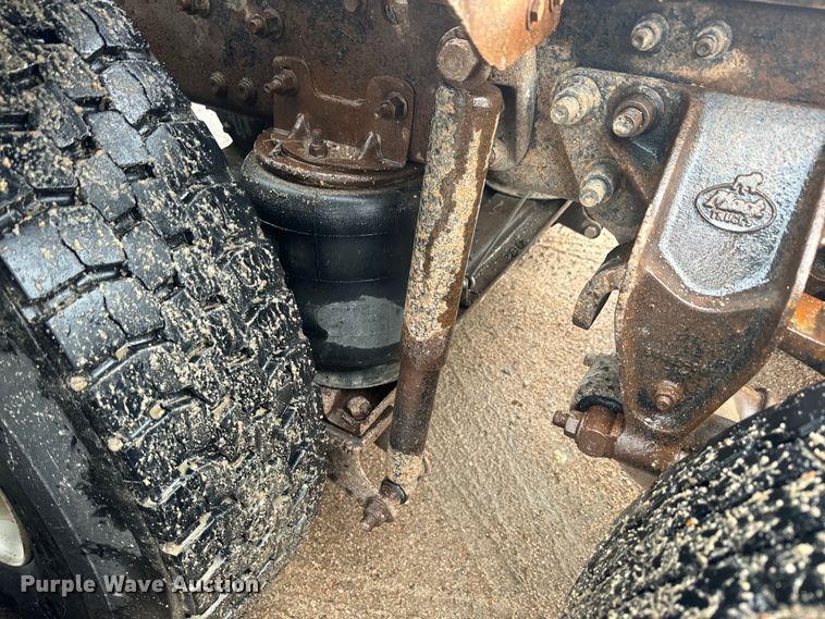 image for item DQ6780 2008 Mack CHU Gold semi truck