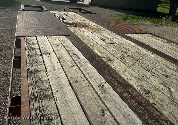 image for item DQ6795 1997 Neville Built drop deck equipment trailer