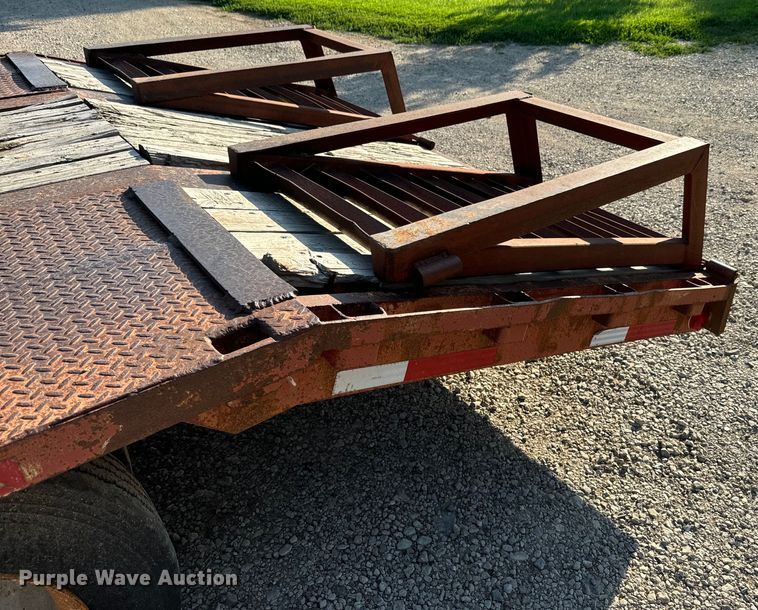 image for item DQ6795 1997 Neville Built drop deck equipment trailer