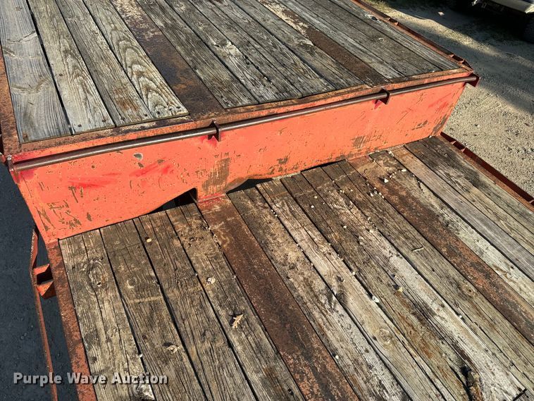 image for item DQ6795 1997 Neville Built drop deck equipment trailer