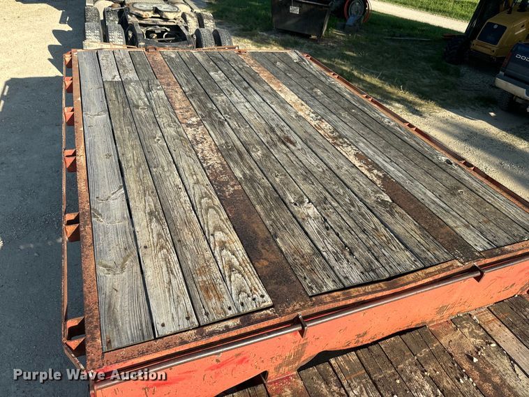 image for item DQ6795 1997 Neville Built drop deck equipment trailer