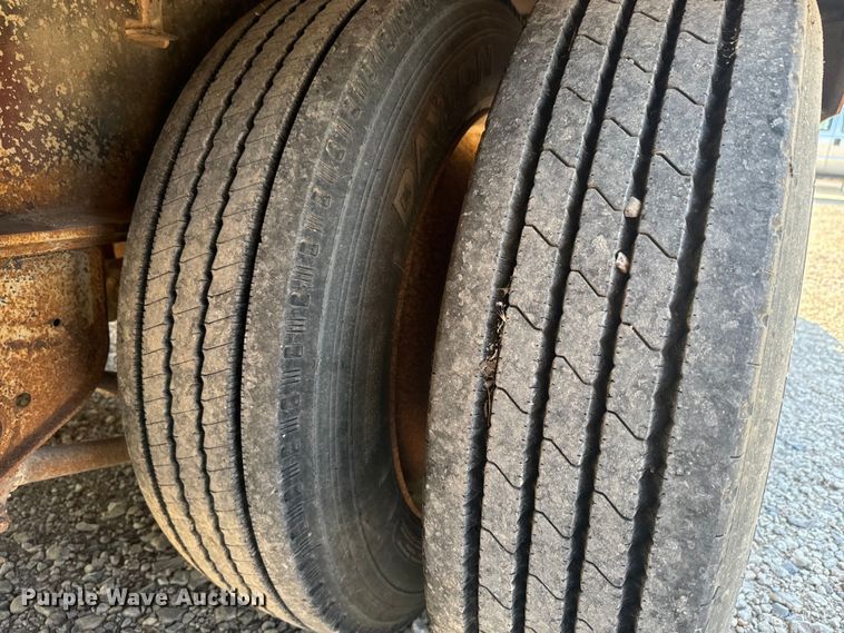 image for item DQ6795 1997 Neville Built drop deck equipment trailer