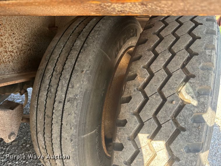 image for item DQ6795 1997 Neville Built drop deck equipment trailer