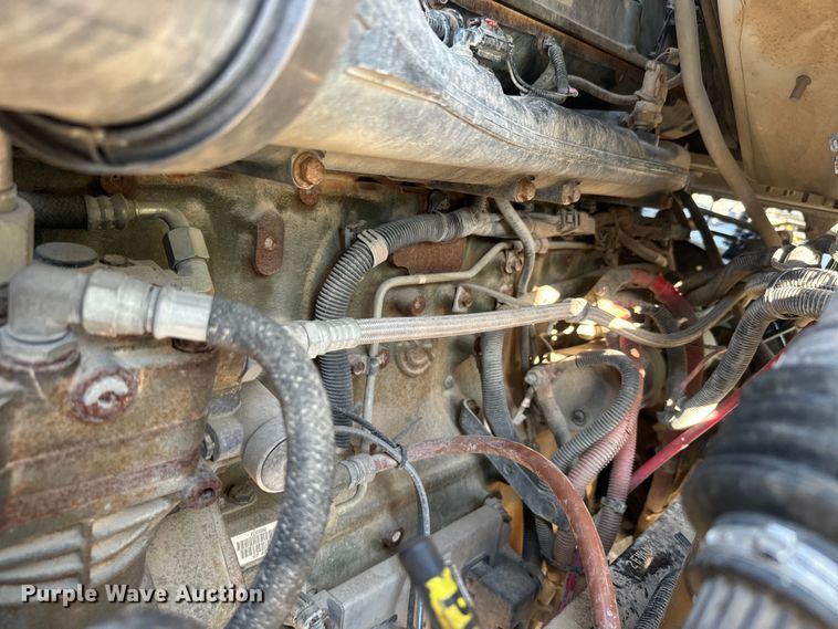 image for item DQ6796 2005 Sterling  semi truck