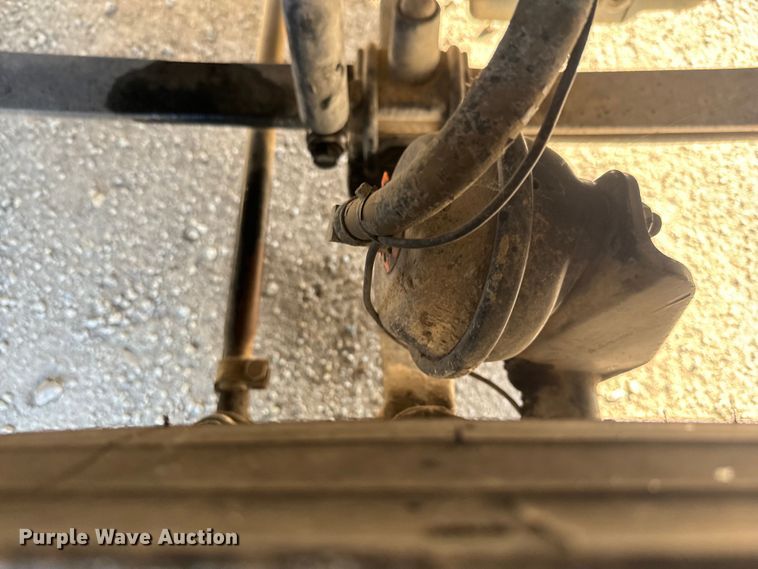 image for item DQ6796 2005 Sterling  semi truck