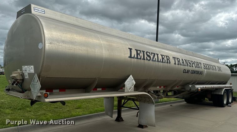 image for item DQ6798 2004 Polar tank trailer