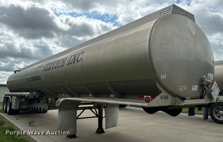 image for item DQ6798 2004 Polar tank trailer