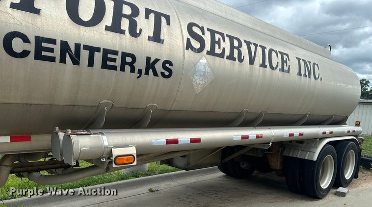 image for item DQ6798 2004 Polar tank trailer