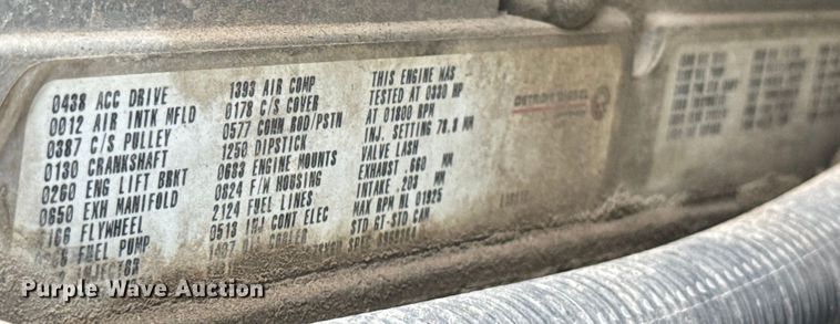 image for item DQ6801 1997 Volvo WG semi truck