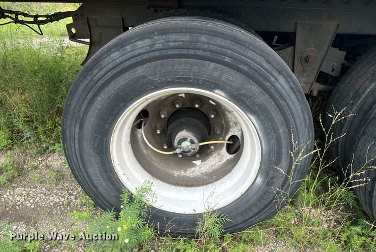 image for item DQ6819 2015 Wabash dry van trailer