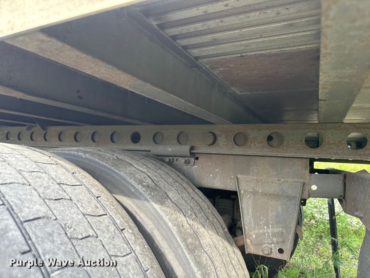 image for item DQ6819 2015 Wabash dry van trailer