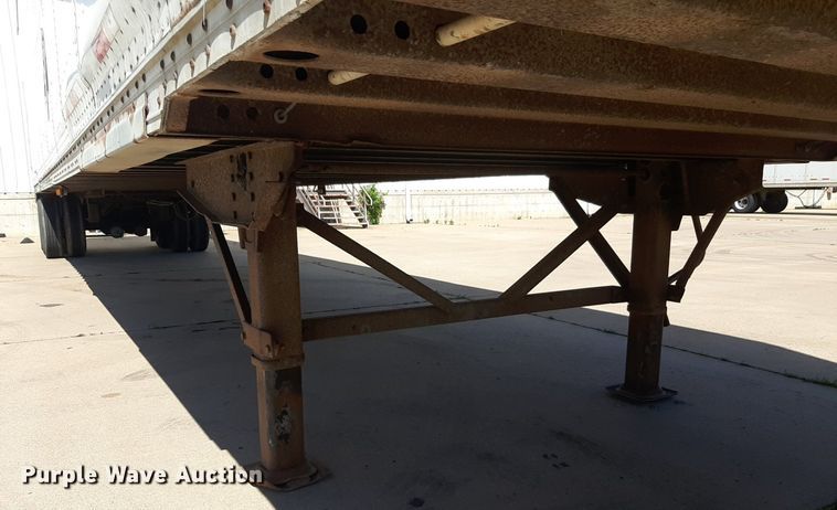 image for item DQ7074 2001 Wabash dry van trailer