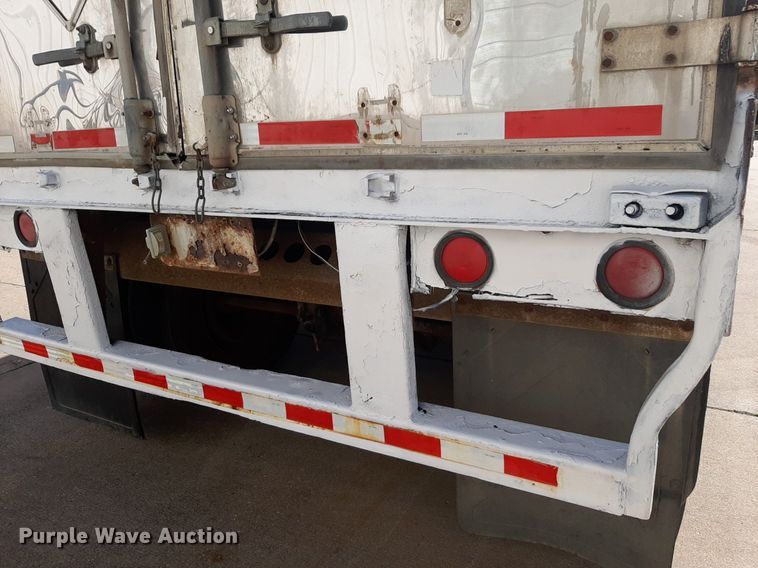 image for item DQ7074 2001 Wabash dry van trailer