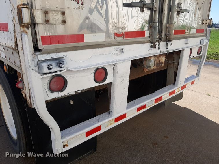 image for item DQ7074 2001 Wabash dry van trailer