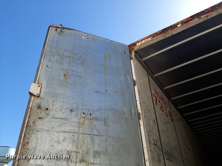 image for item DQ7074 2001 Wabash dry van trailer
