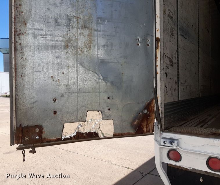 image for item DQ7074 2001 Wabash dry van trailer