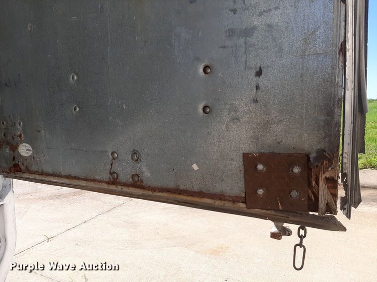 image for item DQ7074 2001 Wabash dry van trailer