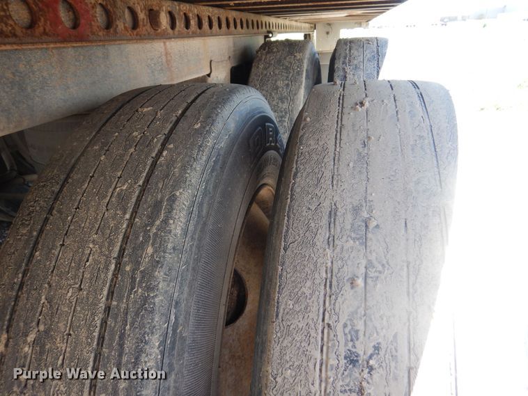 image for item DQ7083 2007 Trail Master dry van trailer