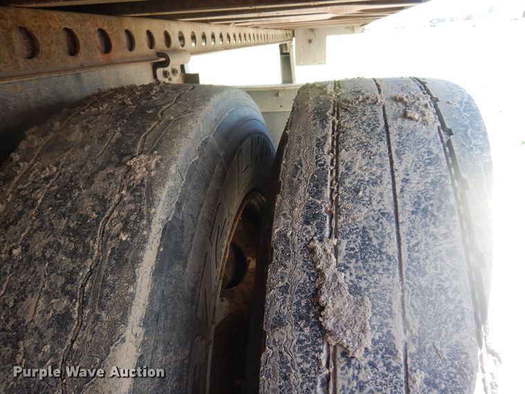 image for item DQ7083 2007 Trail Master dry van trailer