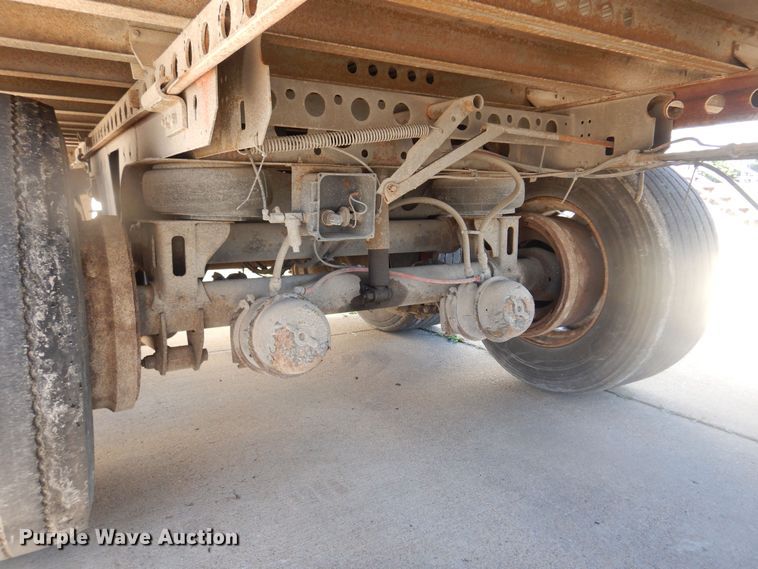 image for item DQ7085 2008 Wabash dry van trailer