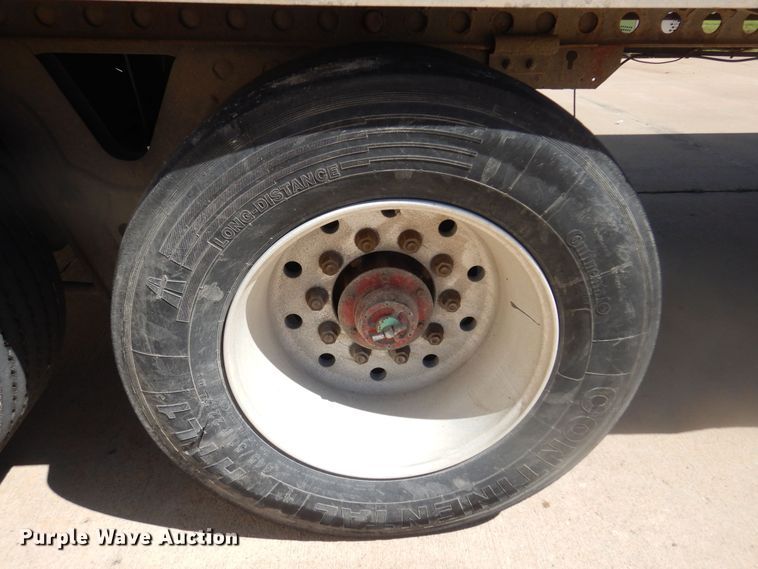 image for item DQ7085 2008 Wabash dry van trailer