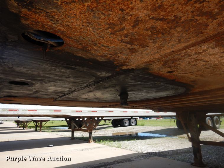 image for item DQ7086 2005 Wabash dry van trailer