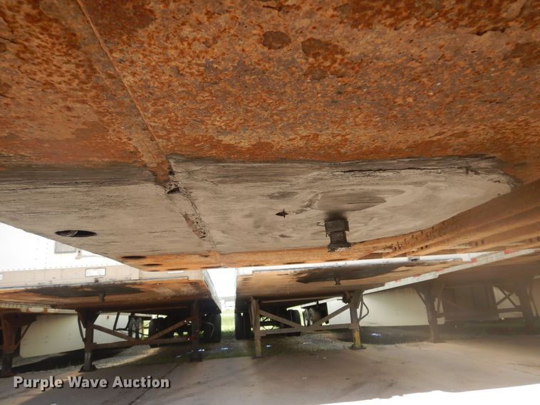 image for item DQ7087 2005 Wabash dry van trailer