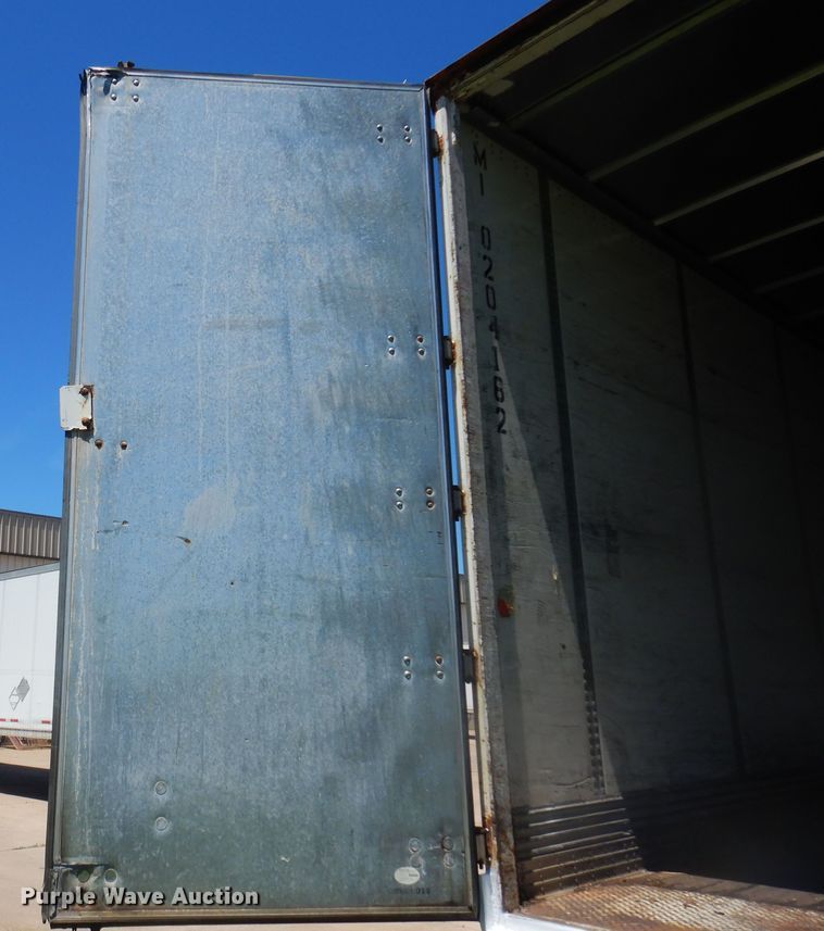 image for item DQ7087 2005 Wabash dry van trailer