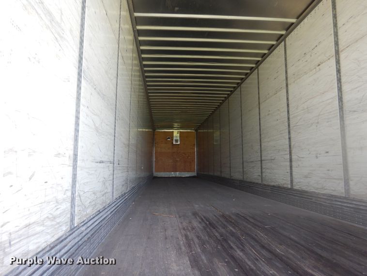 image for item DQ7087 2005 Wabash dry van trailer