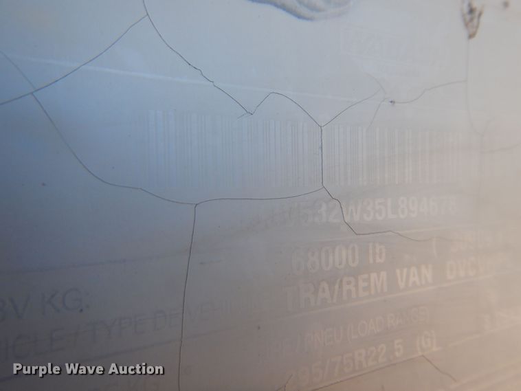 image for item DQ7087 2005 Wabash dry van trailer