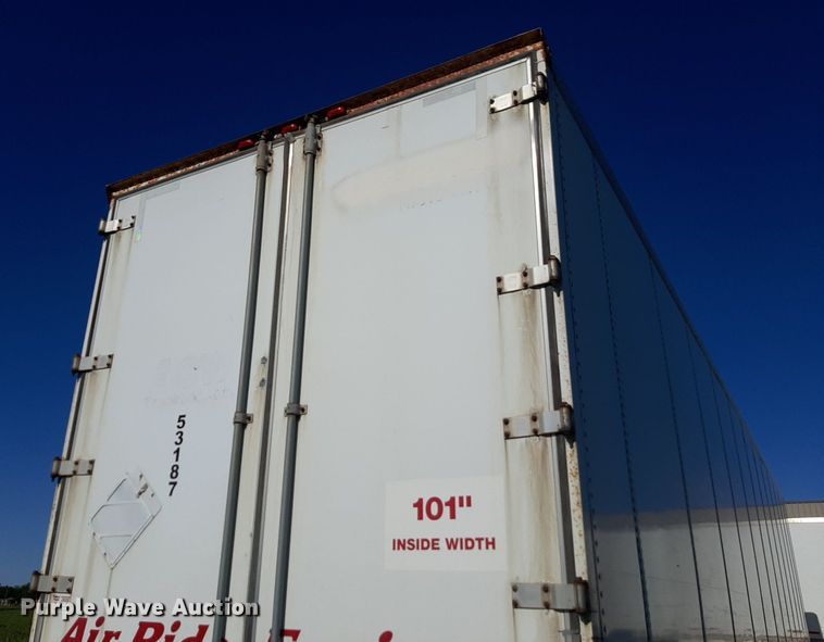 image for item DQ7089 2004 Wabash dry van trailer
