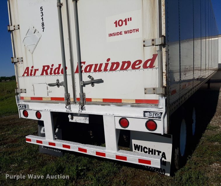 image for item DQ7089 2004 Wabash dry van trailer