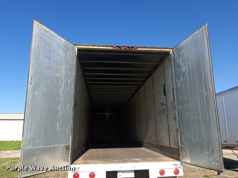 image for item DQ7089 2004 Wabash dry van trailer
