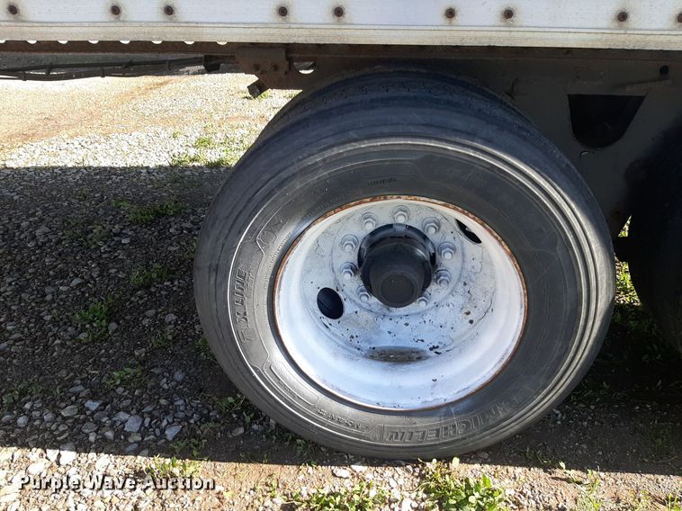 image for item DQ7089 2004 Wabash dry van trailer