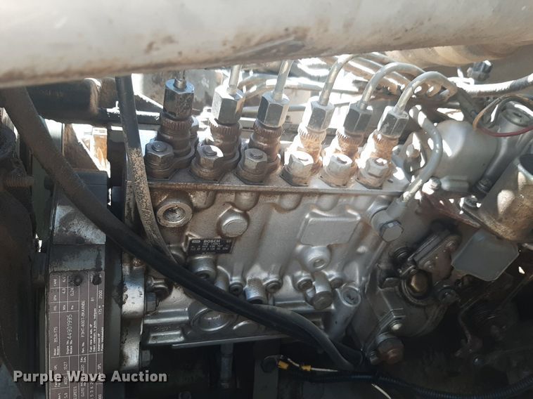 image for item DQ7118 1994 Ford F700 dump truck