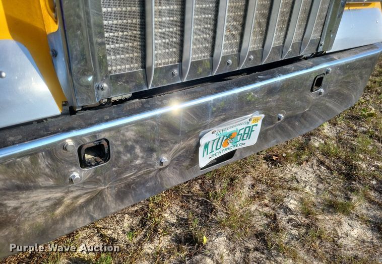 image for item DR4809 2017 Kenworth  W900 semi truck