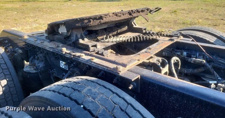 image for item DR4809 2017 Kenworth  W900 semi truck