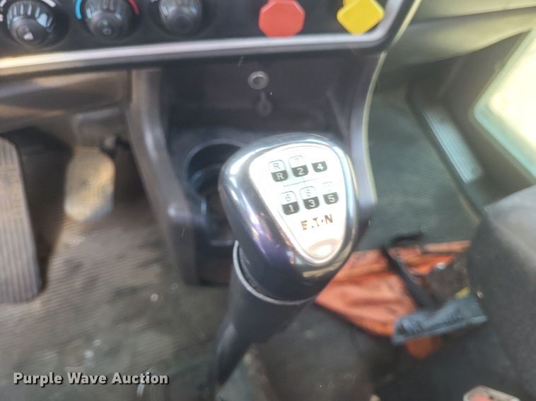 image for item DR4809 2017 Kenworth  W900 semi truck