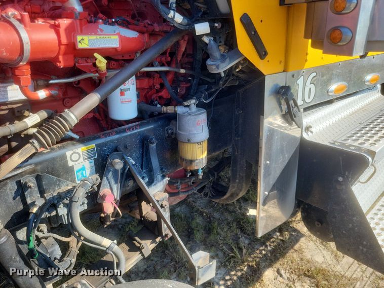 image for item DR4809 2017 Kenworth  W900 semi truck