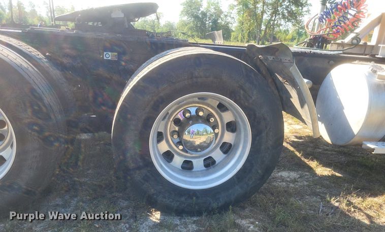 image for item DR4809 2017 Kenworth  W900 semi truck