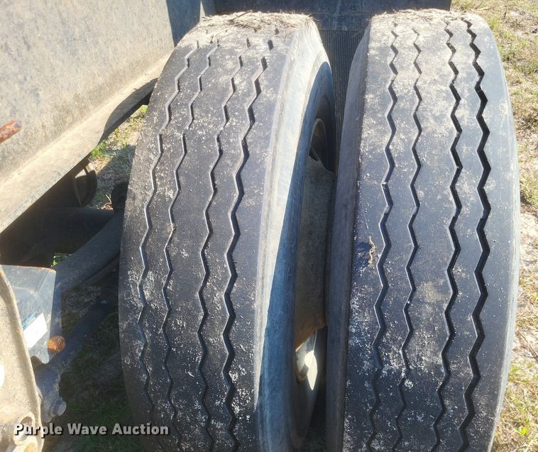 image for item DR4810 2013 McLendon log trailer 