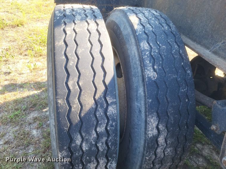 image for item DR4810 2013 McLendon log trailer 