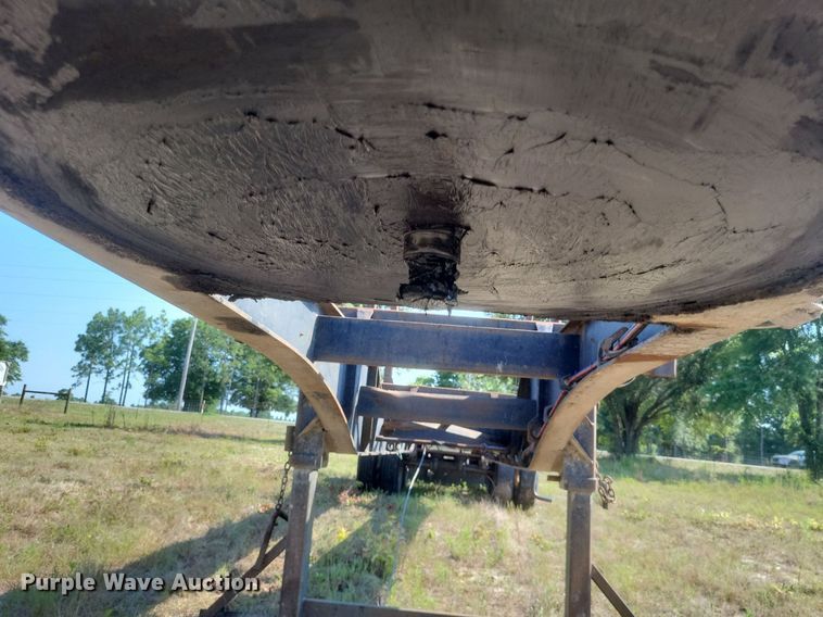 image for item DR4811 2011 McLendon log trailer 