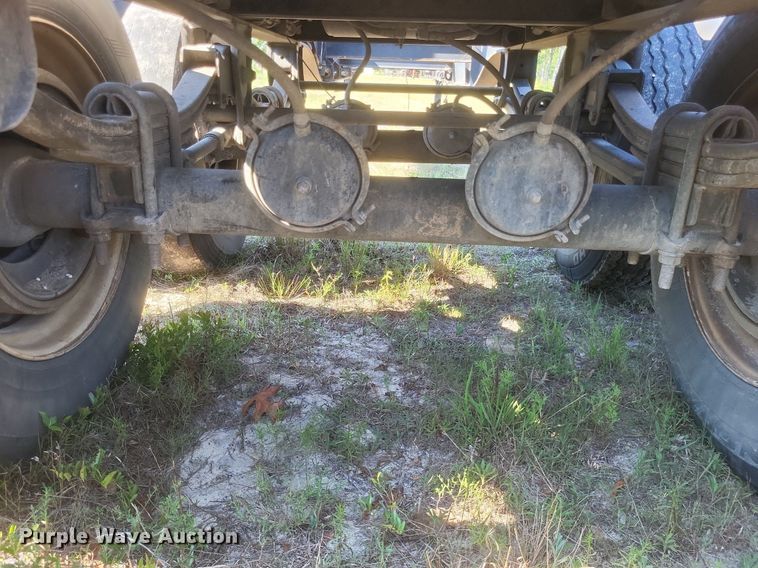 image for item DR4811 2011 McLendon log trailer 