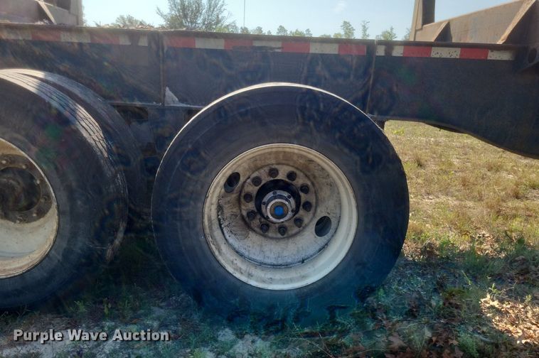 image for item DR4811 2011 McLendon log trailer 